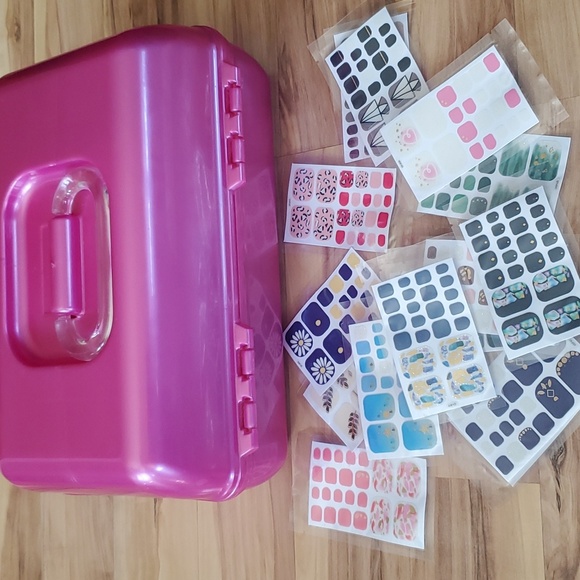 ⭐️ HIGH VALUE⭐️ Jamberry nail bundle - Picture 15 of 16